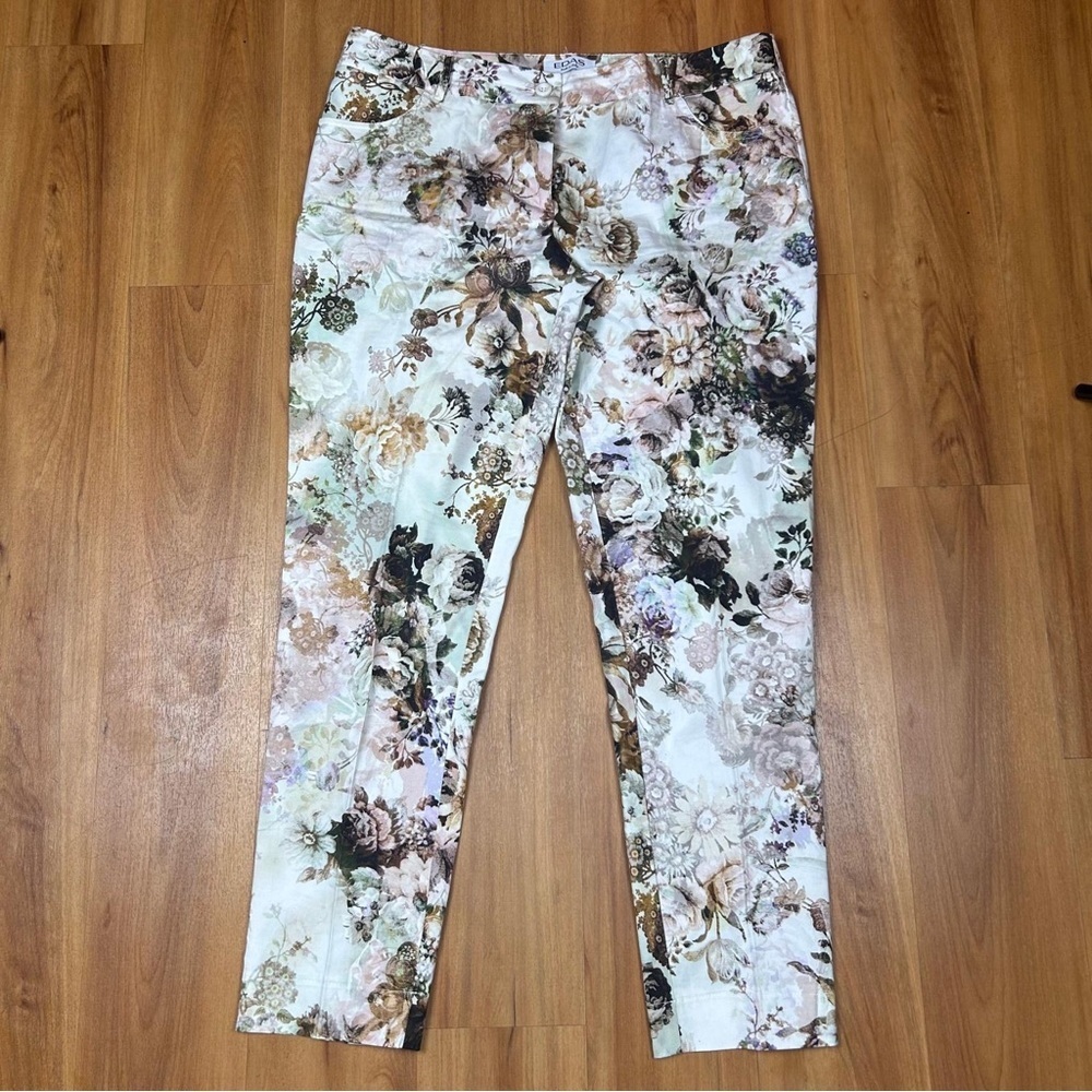 EDAS Italy White And Brown Floral Pantsuit With Tailored Elegance Size 18